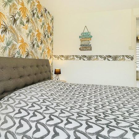 Appartement A Quelques Pas De La Plage Avec Jardin Мерлімон-Плаж Екстер'єр фото